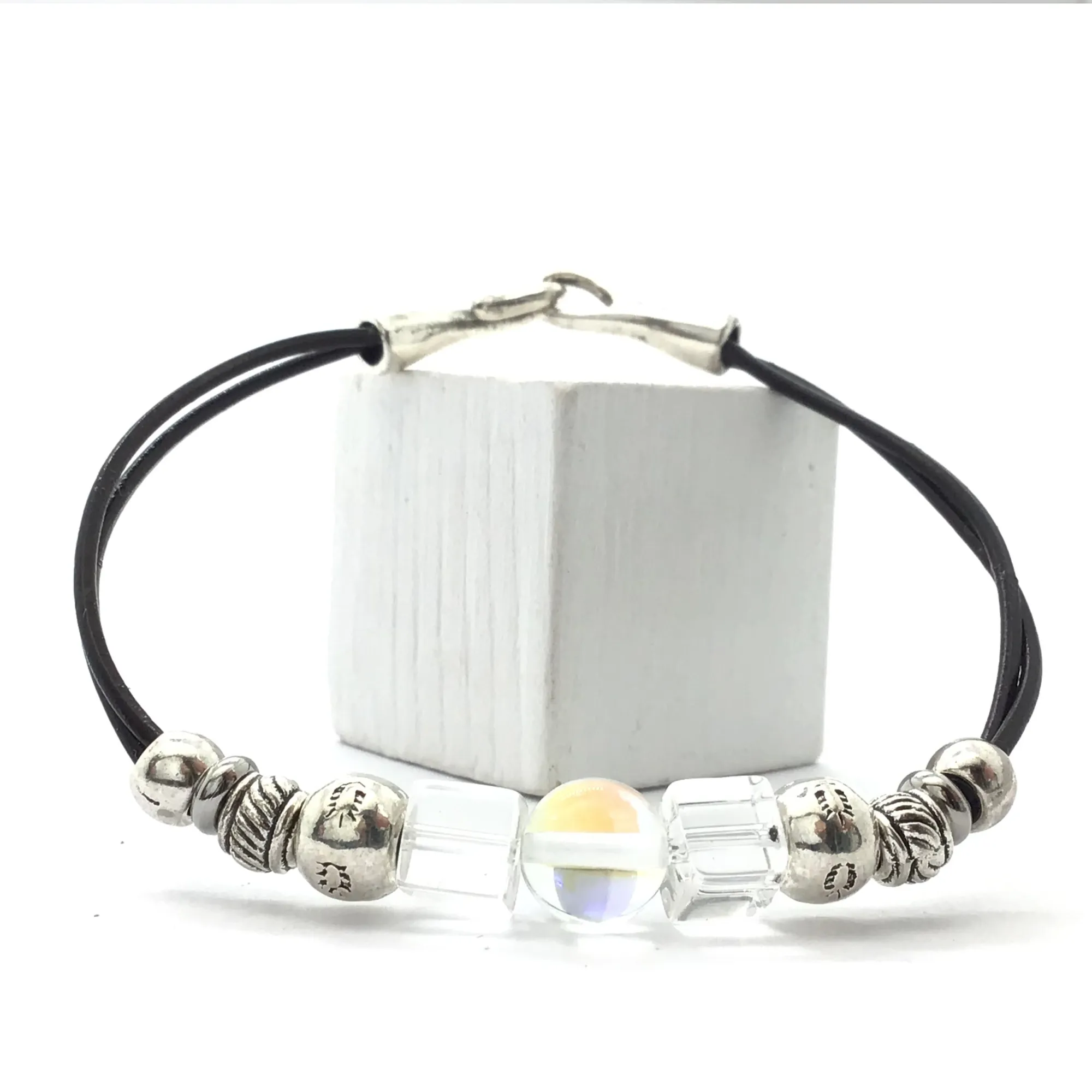 Pulsera de abalorios varios